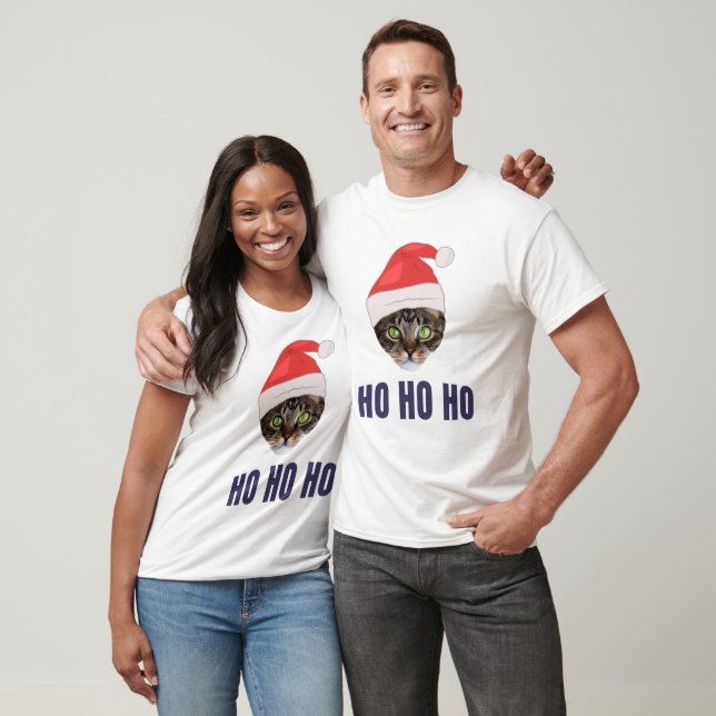 Camiseta Gato de papais noeis com chapéu de Papai Noel, Ho  (Unissex)