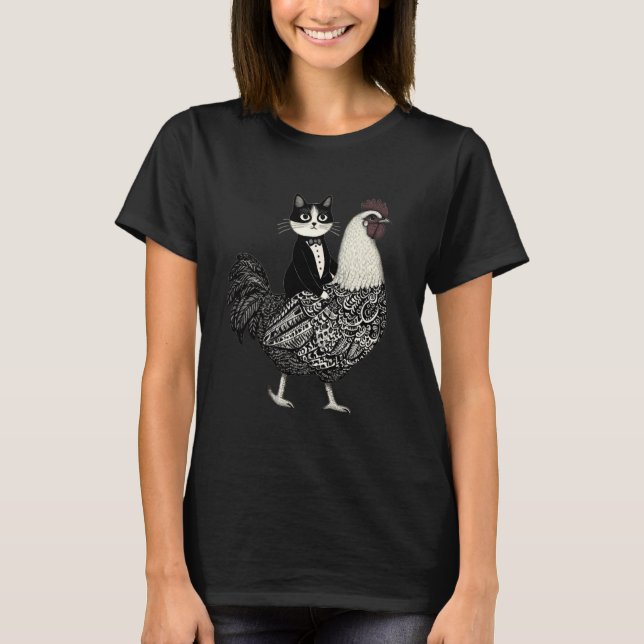 Camiseta Gato de Smoking Engraçado Montando Frango (Frente)