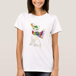 Camiseta gato decorativo branco em um chapéu e cachecol em 