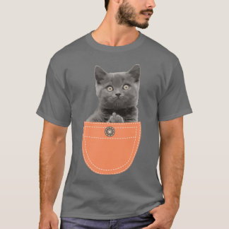 Camiseta Gato Em Bolso Dando O Dedo