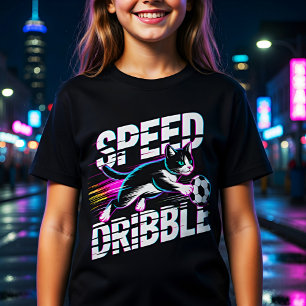 Camiseta Gato Engraçado Jogando Futebol - Presente para Cri