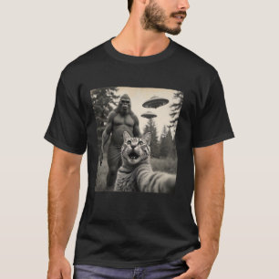 Camiseta Gato Engraçado Selfie Com OVNIs Sasquatch Em Segun