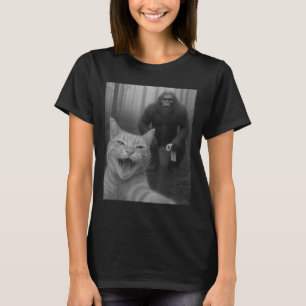 Camiseta Gato Engraçado Surpreende Selfie Feliz Com Sasq Pé