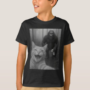 Camiseta Gato Engraçado Surpreende Selfie Feliz Com Sasq Pé