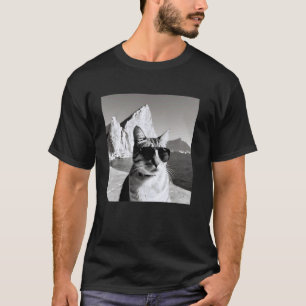 Camiseta Gato engraçado usando óculos de sol na rocha de Gi