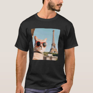 Camiseta Gato Engraçado Usando Óculos de Sol na Torre Eiffe