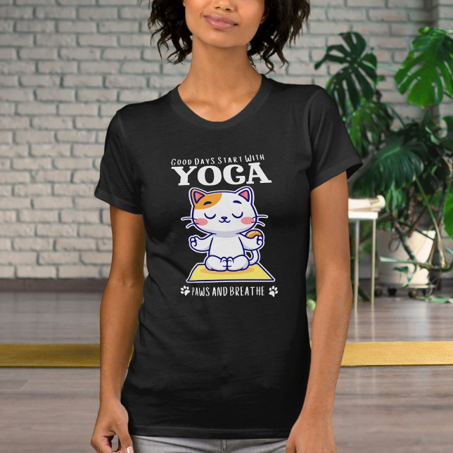 Camiseta Gato Engraçado Yoga Bons Dias Começa Com Yoga (Criador carregado)