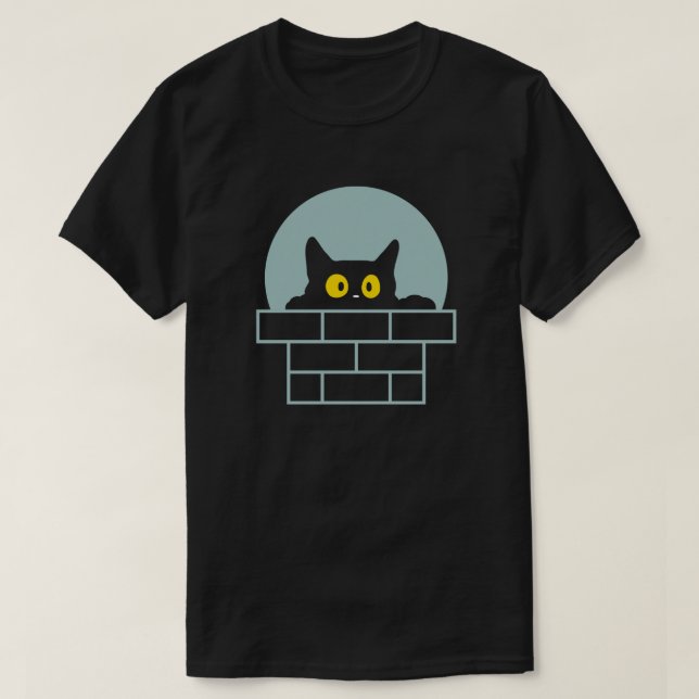 Camiseta Gato espiando do topo da chaminé à noite (Frente do Design)