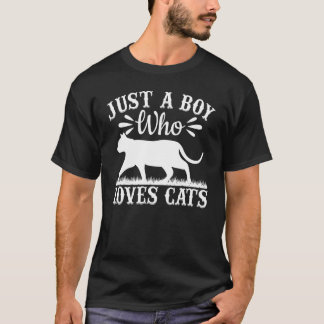 Camiseta Gato  Eu Sou Apenas um Garoto que Ama Gatos