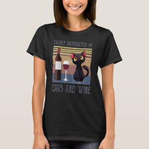 Camiseta Gato Facilmente Distraído Por Gatos E Vinho