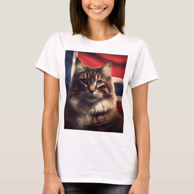 Camiseta Gato Florestal Norueguês Em Frente À Bandeira Noru (Frente)