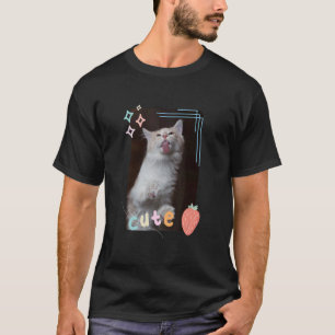 Camiseta Gato Fofo Lambendo um Kitten de Janela Animais de