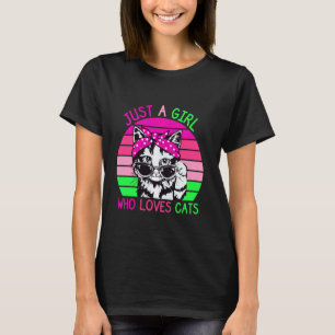 Camiseta Gato Fofo usando Óculos de Sol e Faixa para o Cabe