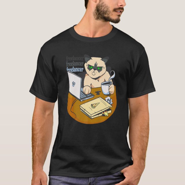 Camiseta gato freelancer trabalhando em café de pizza (Frente)