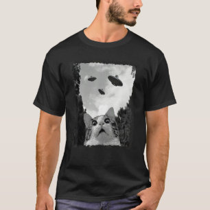 Camiseta Gato Fugindo de Espaçonaves de Alienígenas Invasão