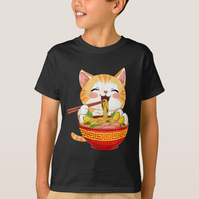 Camiseta Gato japonês comendo macarrão ramen estilo anime k (Frente)