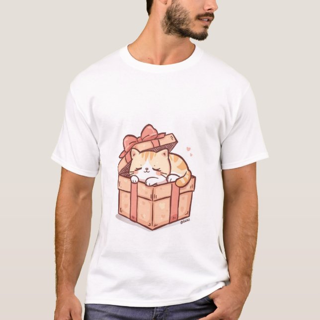 Camiseta Gato Kawaii Sonolento Fofo em Caixa de Presente -  (Frente)