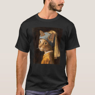 Camiseta Gato Laranja Com Pearl Olhando Pintura