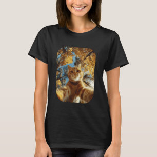 Camiseta Gato Laranja Listrado Selfie Folhas de Outono Anim