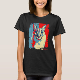 Camiseta Gato Meme Big Floppa Fofo Gato Caracal Retro Distr