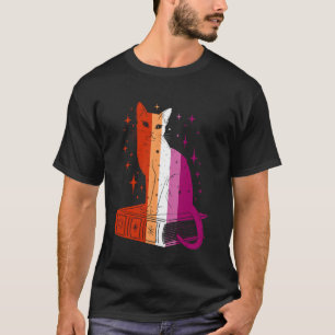 Camiseta Gato Místico em Livro com Estética Mágica de Orgul