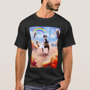 Camiseta Gato Montado em Camelo Com Nuggets de Frango E Col