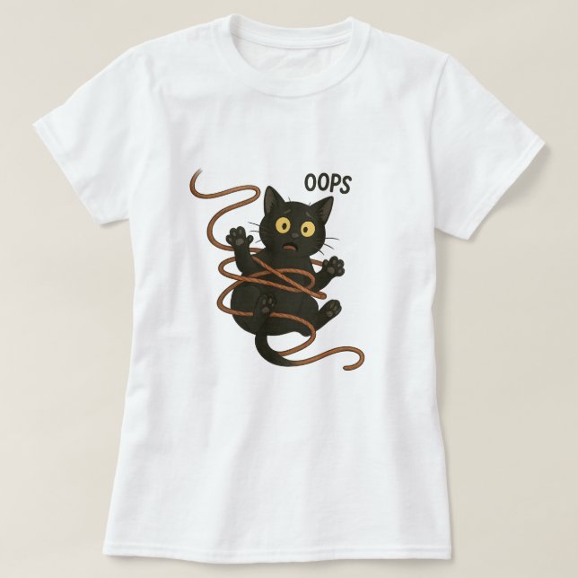 Camiseta Gato Negro Engraçado Tangido em Corda - Cartoon Bo (Frente do Design)