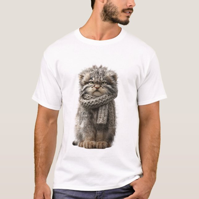 Camiseta Gato Pallas Mal-Humorado com Cachecol de Tricô (Frente)