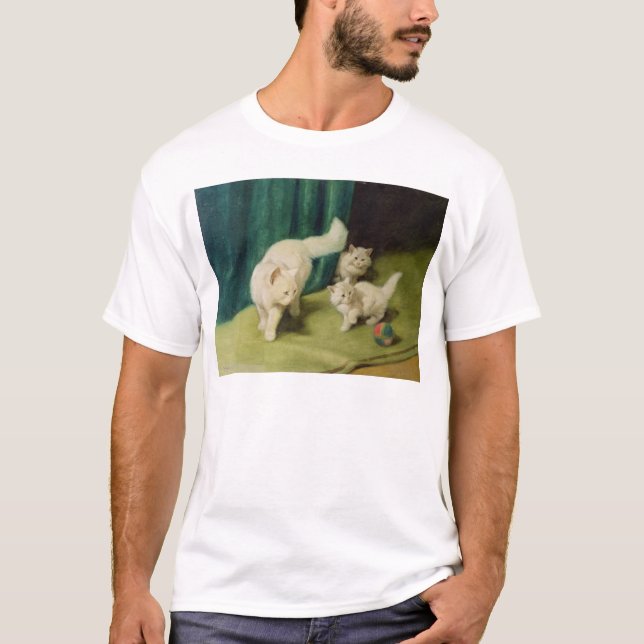 Camiseta Gato persa branco com dois gatinhos (Frente)