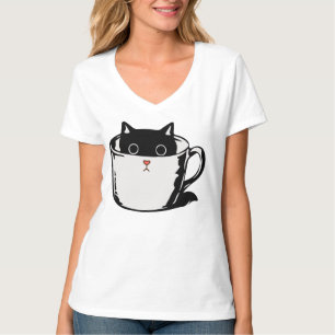 Camiseta Gato preto com nariz vermelho escondido em um copo