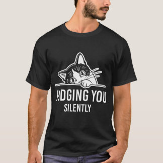 Camiseta Gato Preto Engraçado Julgando Você Silenciosamente
