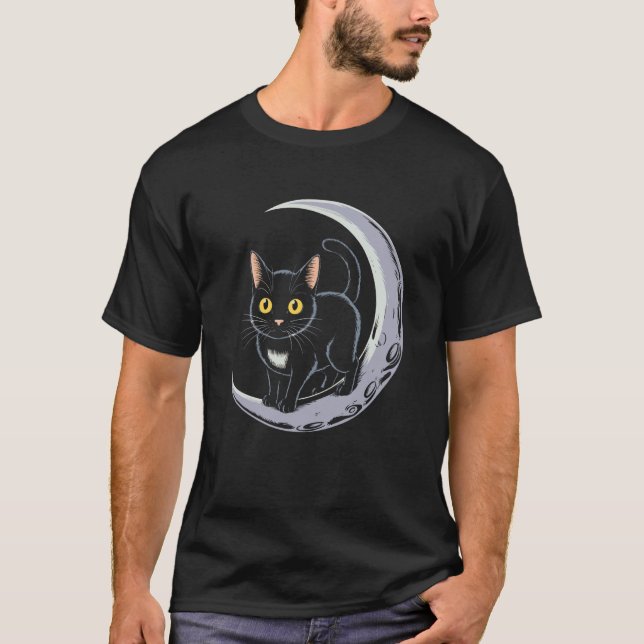 Camiseta Gato Preto Místico e Cena da Lua (Frente)