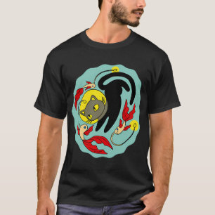 Camiseta Gato preto nadando com peixe claro