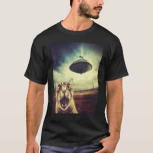 Camiseta Gato Selfie com OVNI Alien Extraterrestre OVNI Ser