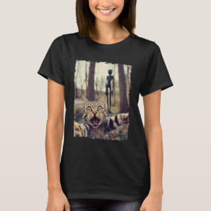Camiseta Gato Selfie com OVNI Alienato Gato Engraçado para