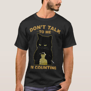 Camiseta Gato Tecendo Não Fale Comigo Estou Contando Crochê