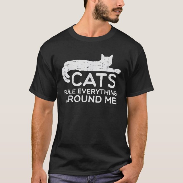 Camiseta Gato Tudo À Minha Volta Engraçado Pelo Pai Da Mãe (Frente)
