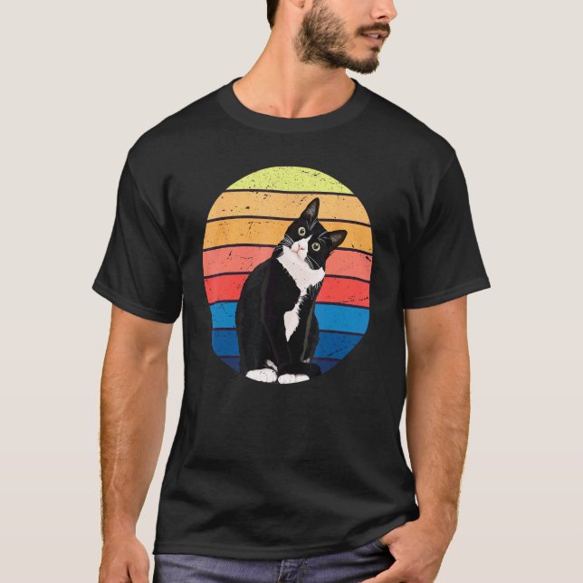 Camiseta Gato Tuxedo Presente Cores Retro para Amantes de A (Frente)