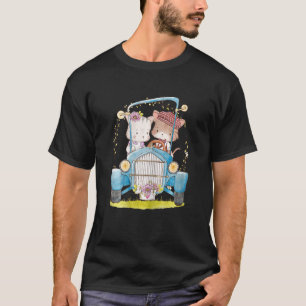 Camiseta Gatos Amáveis em Roupas Antigas e Carro Clássico A