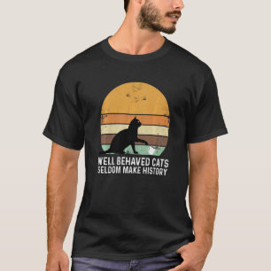 Camiseta Gatos Bem Comportados Raramente Fazem História Don