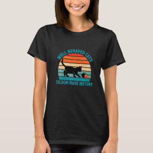 Camiseta Gatos Bem Comportados Raramente Fazem História Pro