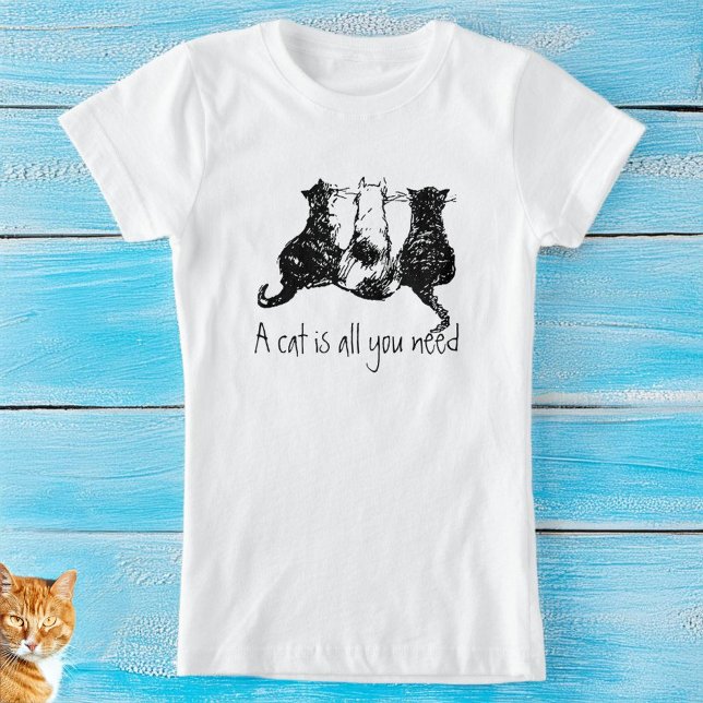 Camiseta Gatos brancos negros "Um gato é tudo o que você pr (Te-shirts for cat lovers 🐈🐈‍⬛🐈)