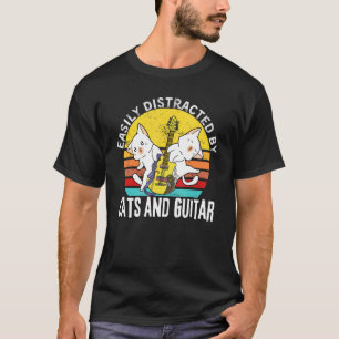 Camiseta Gatos Citação Facilmente Distraídos por Gatos e Gu