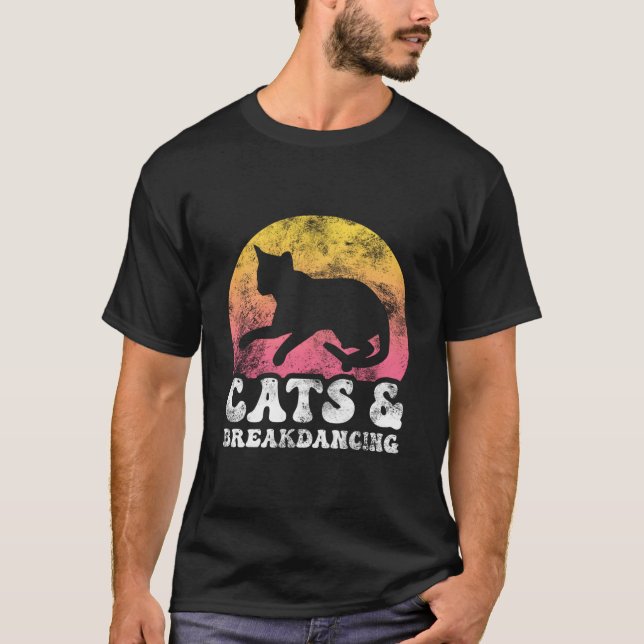 Camiseta Gatos com Habilidade de Breakdance (Frente)