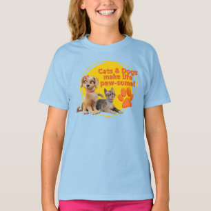 Camiseta Gatos e Cachorros Fazem Vida Paw-some!