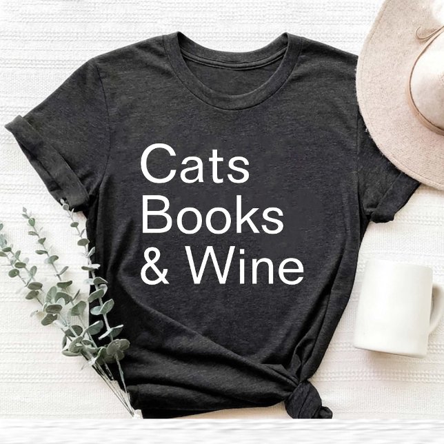 Camiseta Gatos Engraçados Livros e Vinho Furiosos Fora de M (Funny Cats Books and Wine Lover mom black T-Shirt)