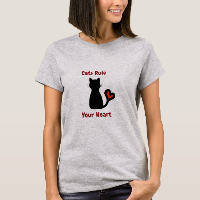 Camiseta Gatos Governam Suas Senhoras do Coração (Frente)