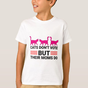 Camiseta Gatos não votam, mas suas Mães do Kamala Harris 20