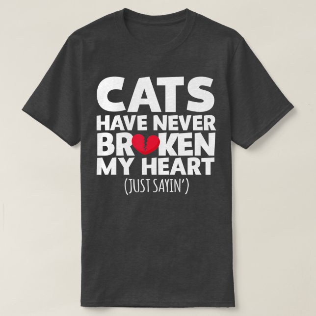 Camiseta Gatos nunca quebraram meu coração (Frente do Design)