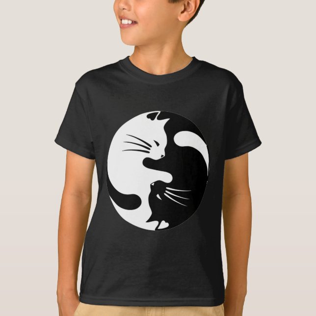 Camiseta gatos preto e branco do yinyang (Frente)